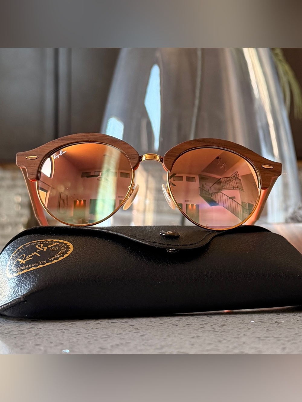 Ray-Ban Women's Round Gold Frame Sunglasses with Copper/Pink Gradient Lenses - Picture 2 of 12
